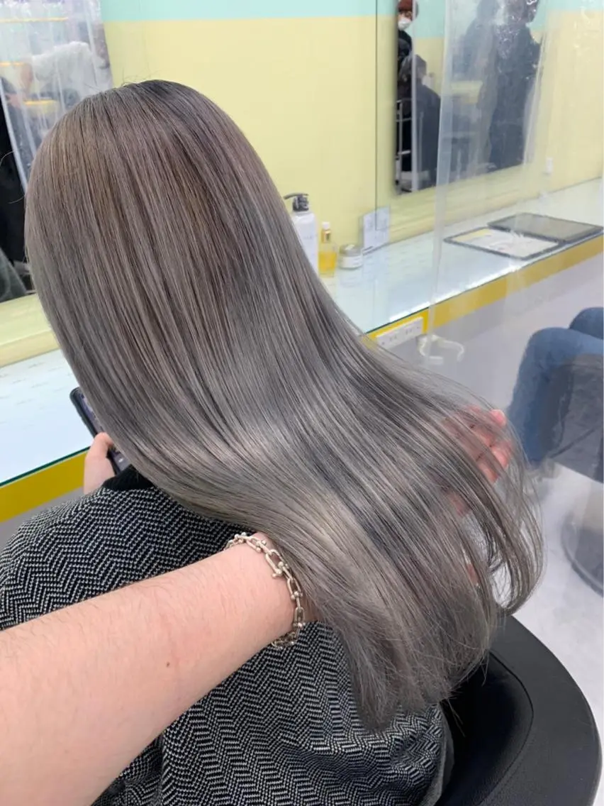 ロング カラー パーマ ヘアアレンジ メンズ キッズ ネイル マツエク・マツパ アイブロウ メンズの天才 ツバサのヘアスタイル