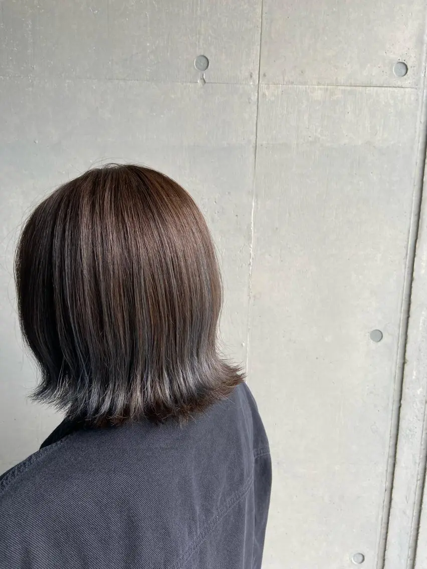 ミディアム カラー アッシュ ブルーカラー ハイライトカラー ハイライト 💜推しインナー カラー/菊池柊真💜のヘアスタイル