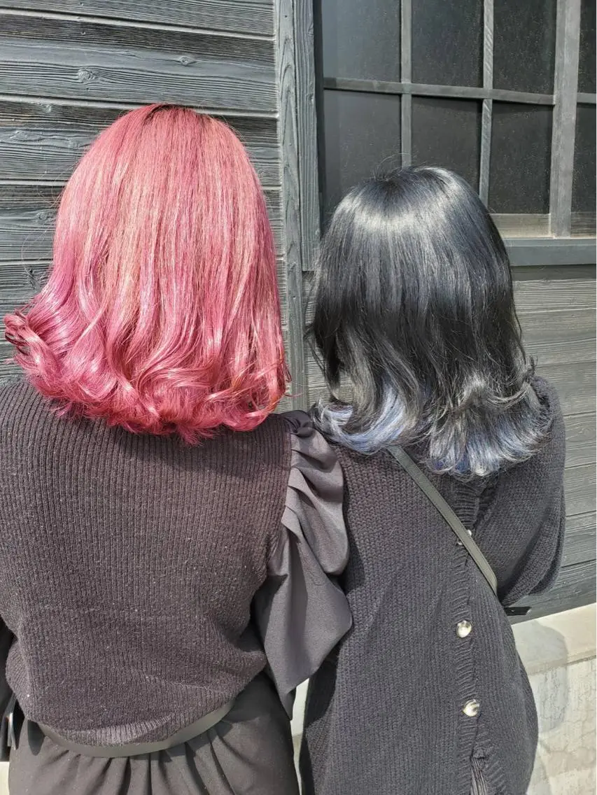 カラー ブリーチ インナーカラー カット ヘアカラー 小谷野 真優のヘアスタイル