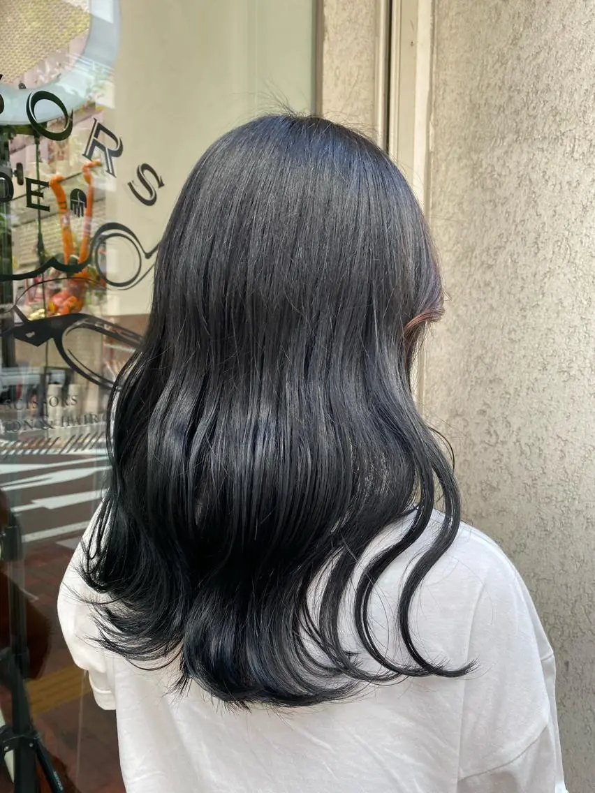 ロング カラー ヘアカラー トリートメント haru .のヘアスタイル