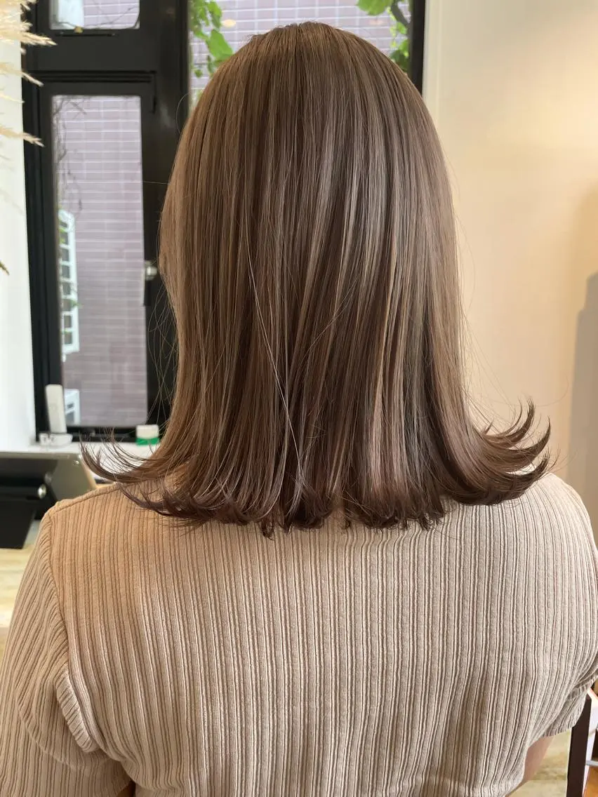 ミディアム カラー ブリーチ 透明感カラー 🫧透明感ヘア🫧 🧸竹花　彩希🧸のヘアスタイル