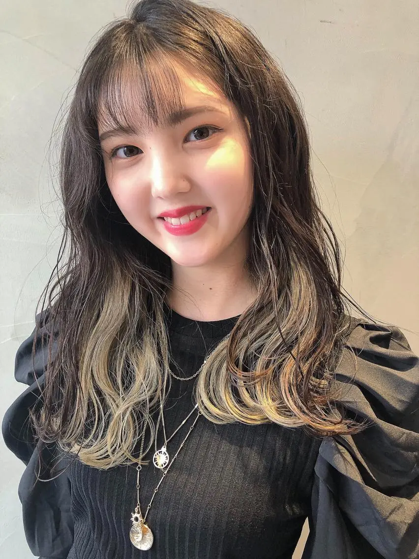 セミロング カラー カット ヘアカラー トリートメント ヘッドスパ ヘアセット 圧倒的透明感カラー nana🦕のヘアスタイル