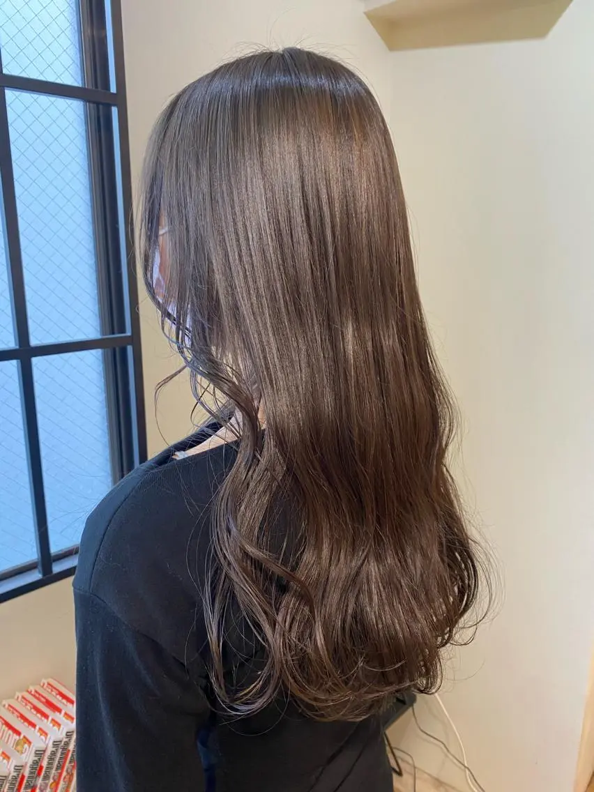 セミロング カラー パーマ ヘアアレンジ メンズ キッズ ネイル マツエク・マツパ メンズブリーチ ベージュカラー ブリーチ ショコラベージュ 透明感カラー カット ヘアカラー 🌈デザインヘア職人 Kaede🌈のヘアスタイル