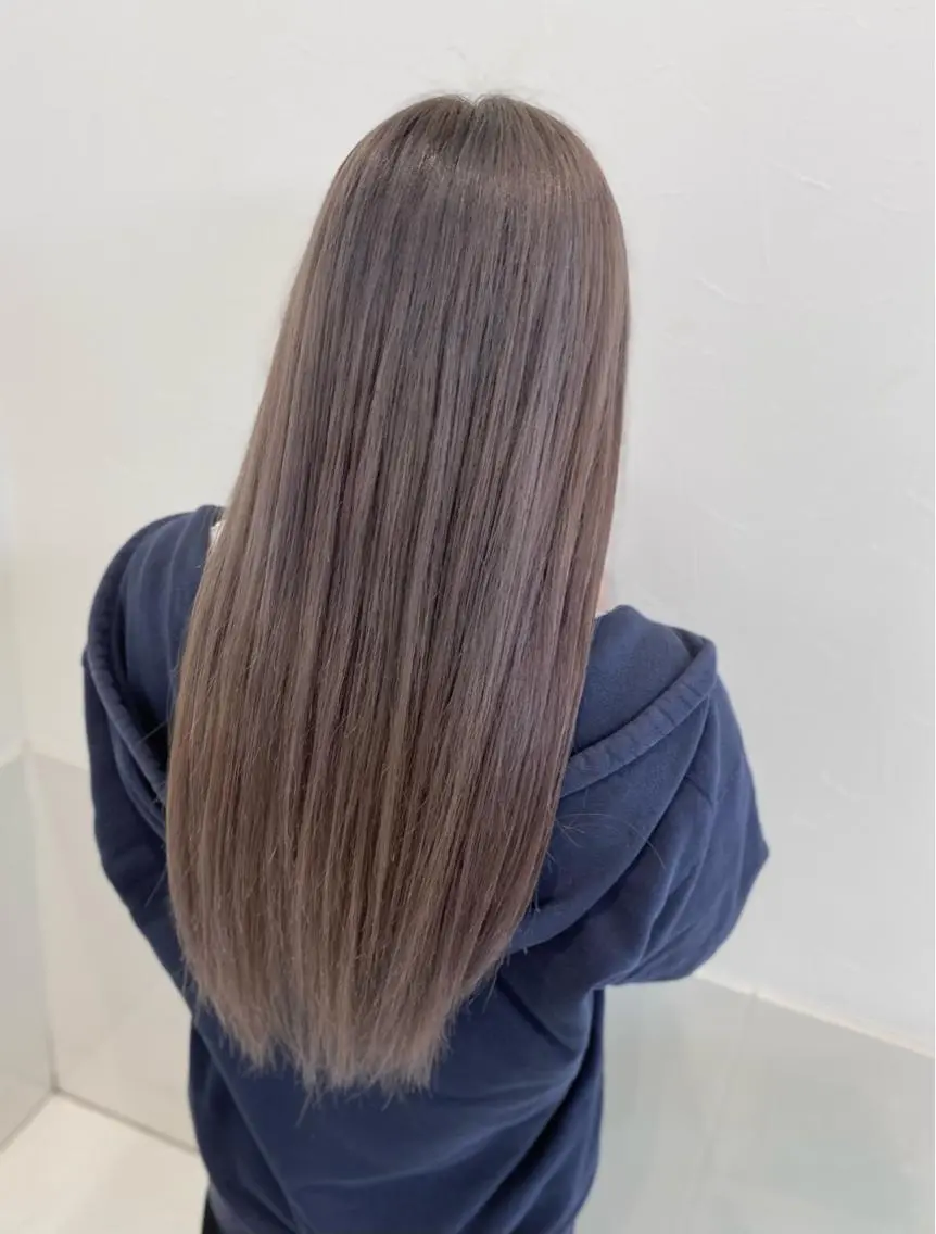 ロング カラー ベージュカラー ブリーチ ケアブリーチ 川合 勇気のヘアスタイル