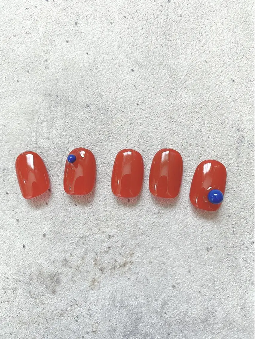 ネイル クリアネイル 赤色 ハンドネイル ハンドケア bloom_ nailのネイルデザイン