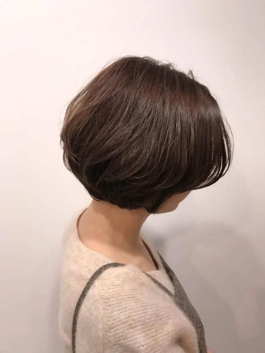 ショート カラー ハイライトカラー ボブ 伸ばしかけ ハイライト レイヤー/大人ボブ 渡邉【日吉美容室】のヘアスタイル