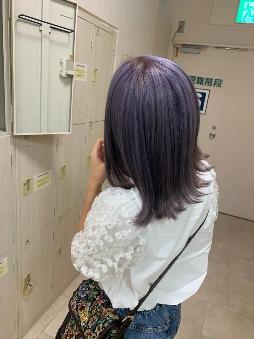 セミロング カラー 暖色/ブリーチカラー 🎀 M i k uのヘアスタイル