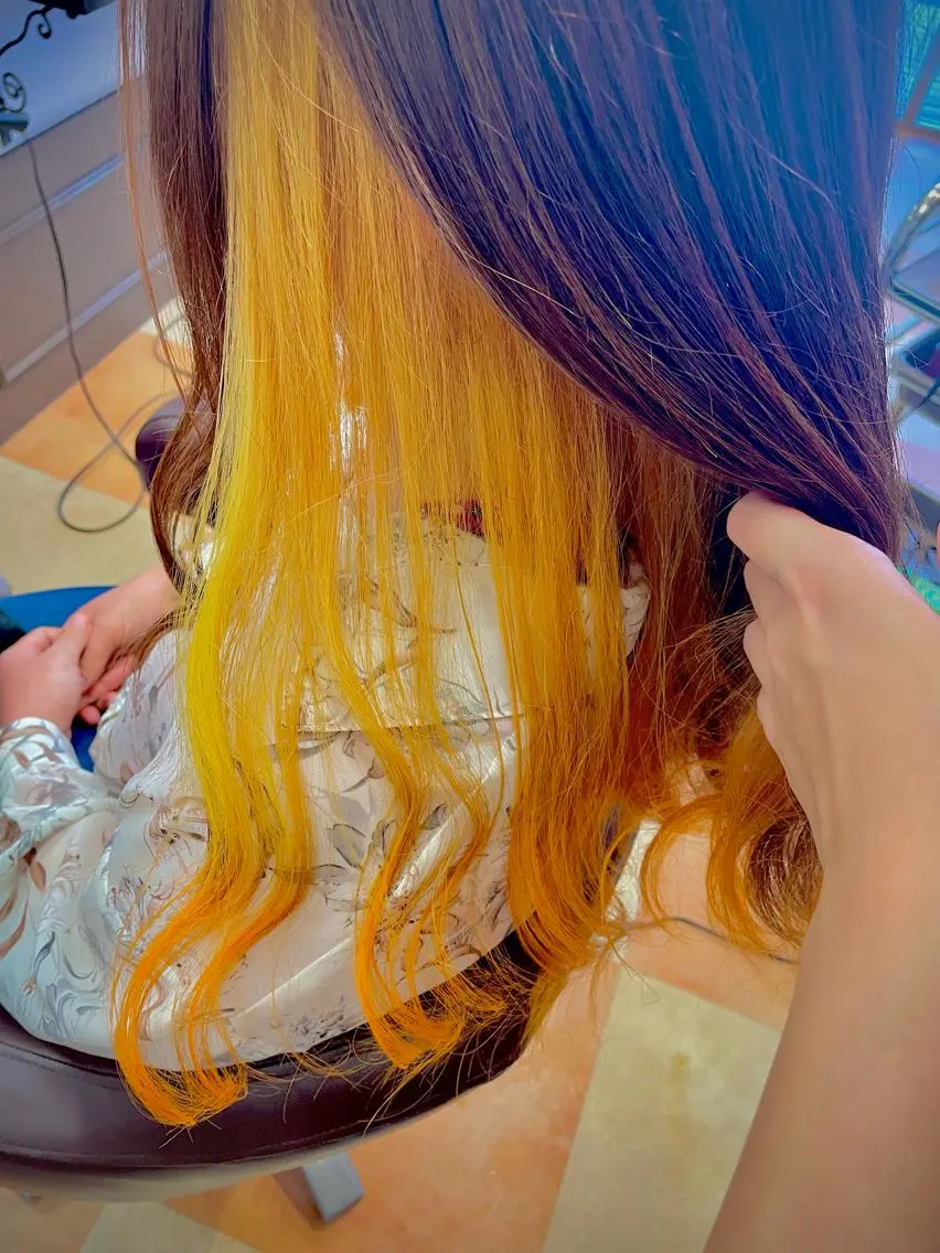 ロング カラー グラデーションカラー ACTION心斎橋店 Lisaのヘアスタイル