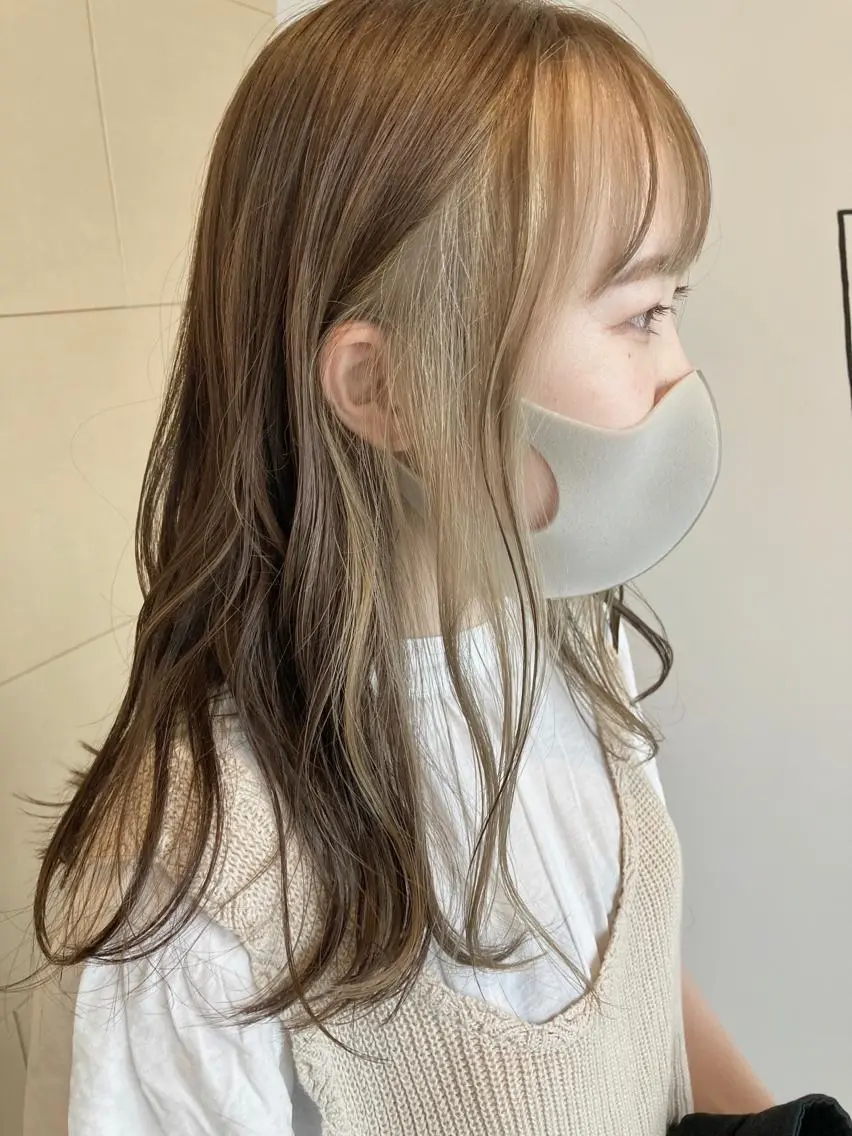 ロング タカツド ユウキのヘアスタイル