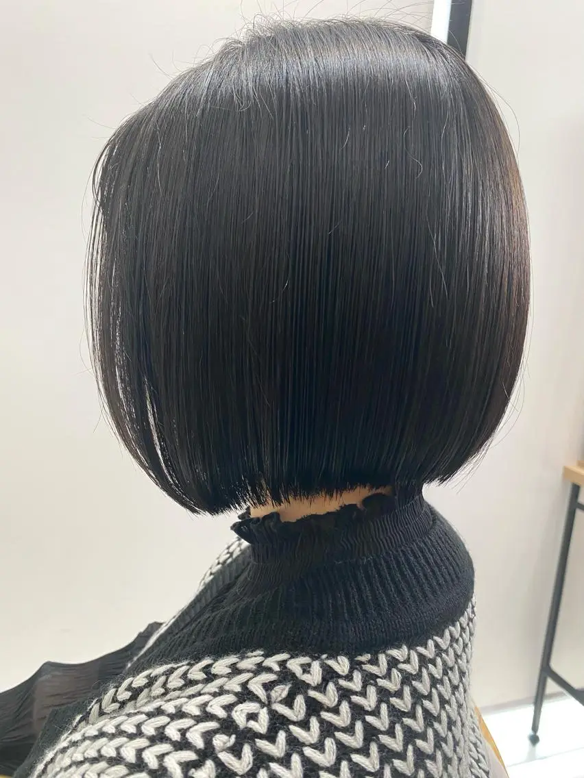 ショート カラー カット ヘアカラー トリートメント 似合う髪型見つけます AYAKAのヘアスタイル