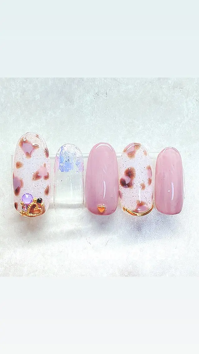 ネイル アニマル柄 アートネイル ガーリー ハート ワンカラーネイル Nail salon ひよこ♬のネイルデザイン