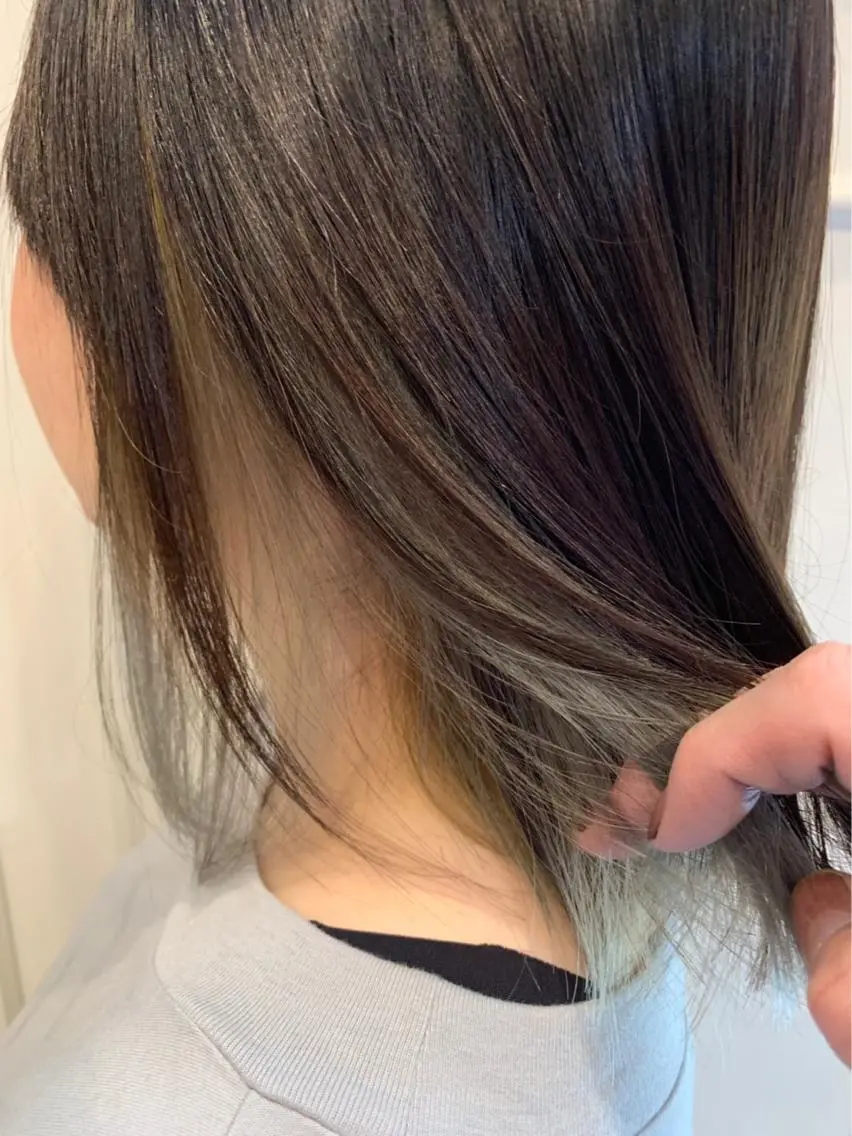 ミディアム カラー シルバー ホワイトシルバー 🫟Blanco🫟 Color&Careのヘアスタイル