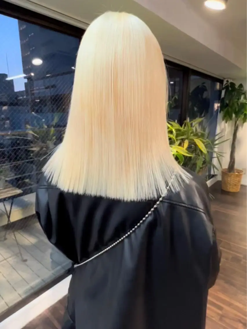 セミロング カラー ブリーチ ケアブリーチ ダブルカラー ハイトーンカラー イルミナカラー 🧡色落ちまで2度 楽しめる🧡ヨシキのヘアスタイル