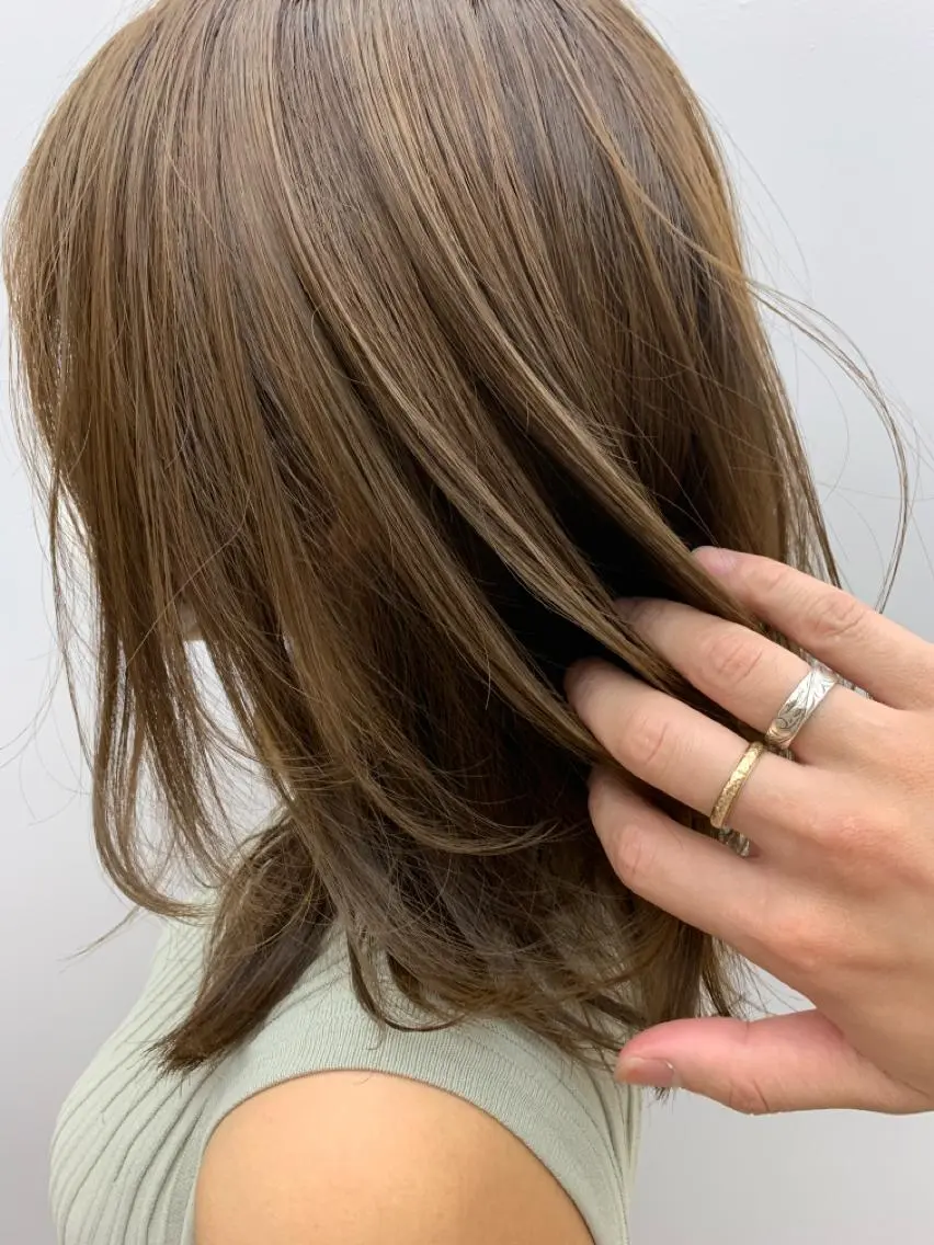ミディアム カラー ブルーカラー ブルージュ 縮毛矯正×髪質改善 店長　DAITOのヘアスタイル