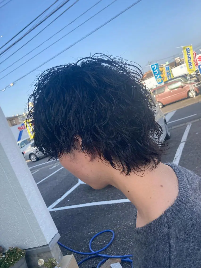 ミディアム パーマ メンズ メンズウルフカット ウルフカット パーマが得意な【最高 悠斗】のヘアスタイル