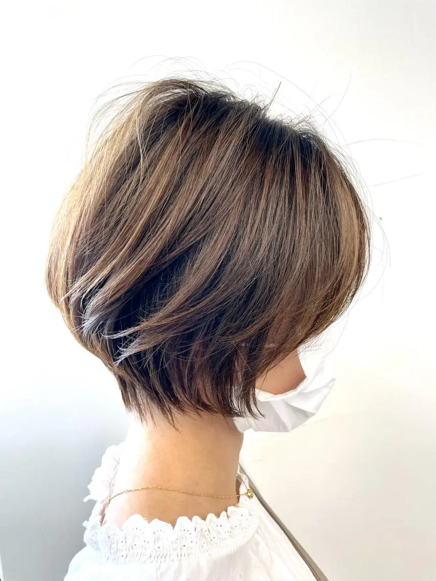 ショート カラー 色気レイヤー& ショートはお任せ🌟のヘアスタイル