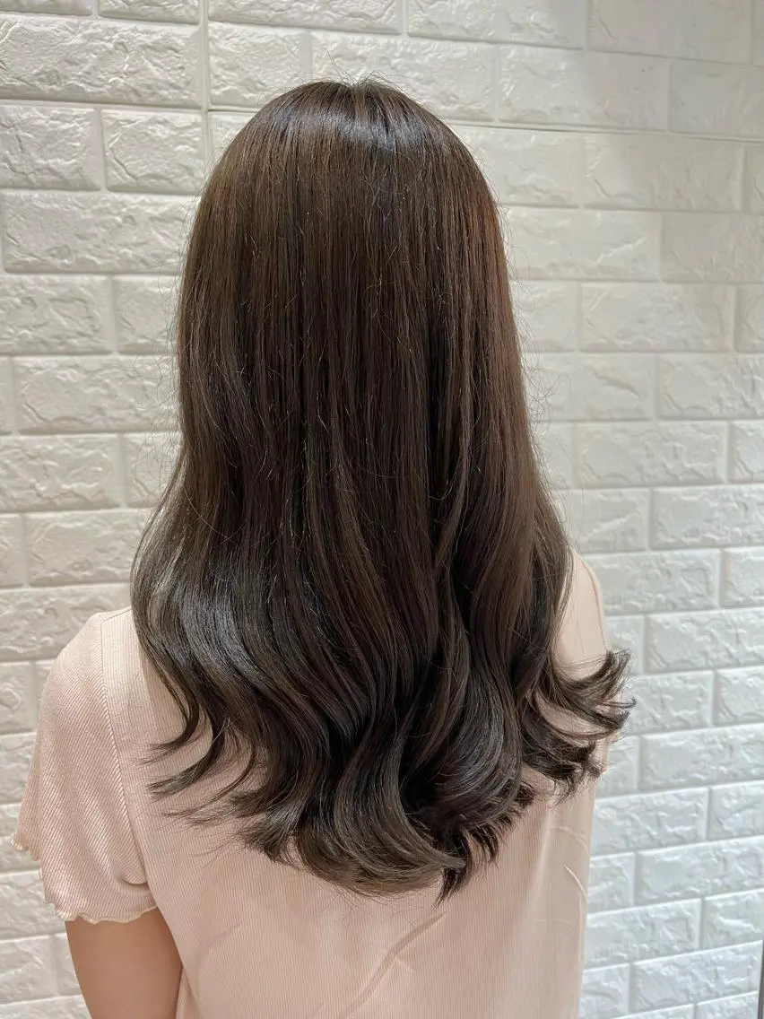 ロング カラー ベージュカラー ブラウンカラー ショコラグレージュ チョコレートブラウン ココアベージュ カット ヘアカラー トリートメント 艶髪 ♡Tomiyaのヘアスタイル