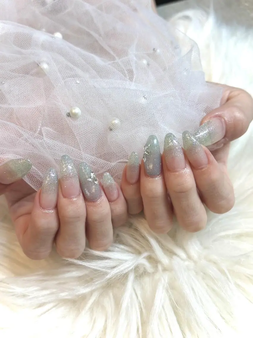 ネイル le'a -レア-のネイルデザイン