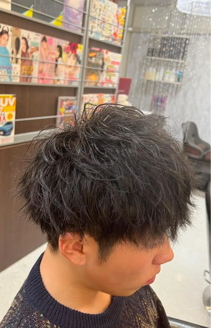 ショート パーマ メンズ メンズパーマ メンズツイストパーマ ツイストパーマ KEN 🌟のヘアスタイル