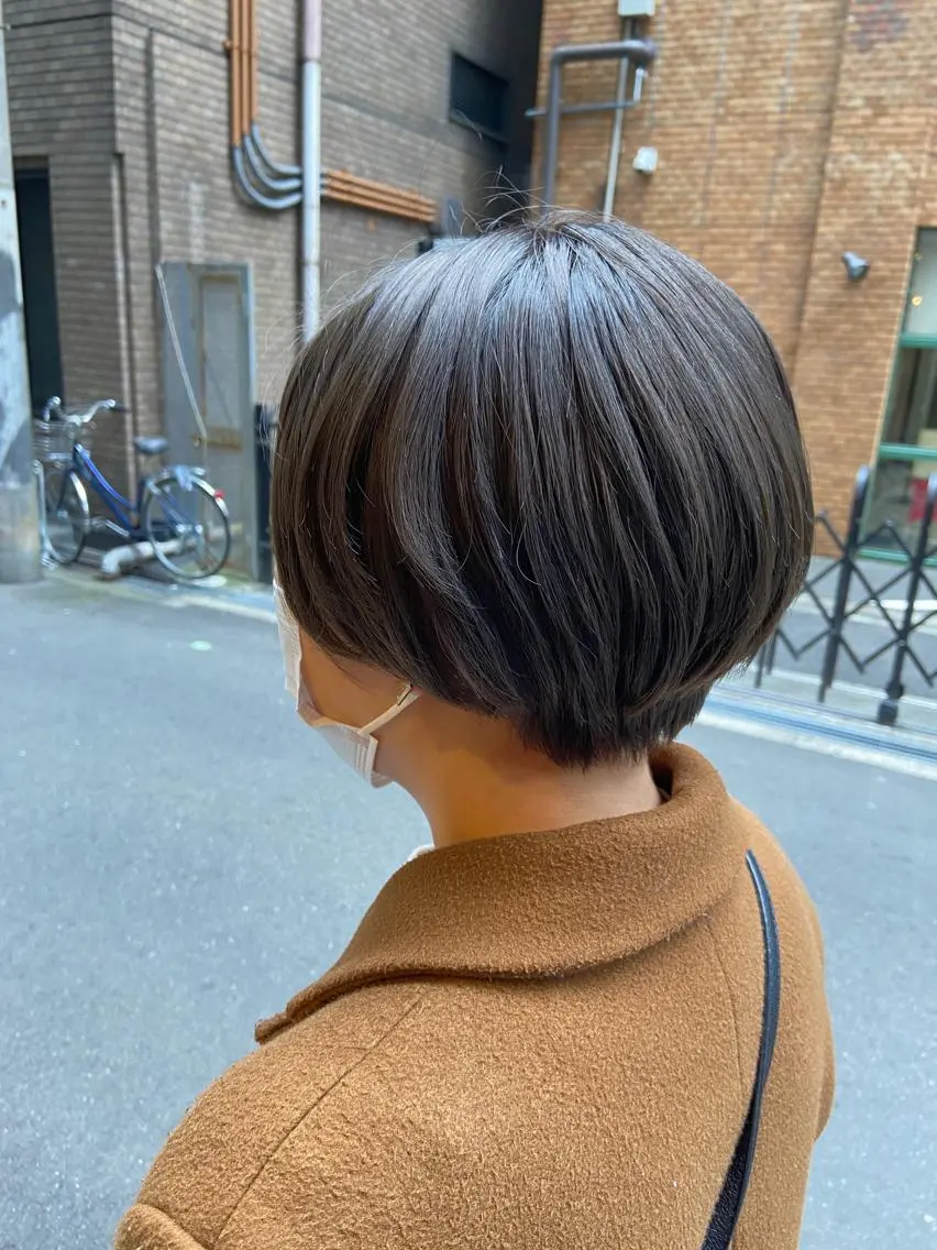 ショート カラー グレージュ THINK SHOP sakiのヘアスタイル