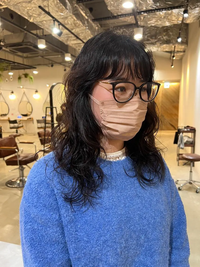 ロング パーマ レイヤーカット ニュアンスパーマ beleefric 🩵チセのヘアスタイル