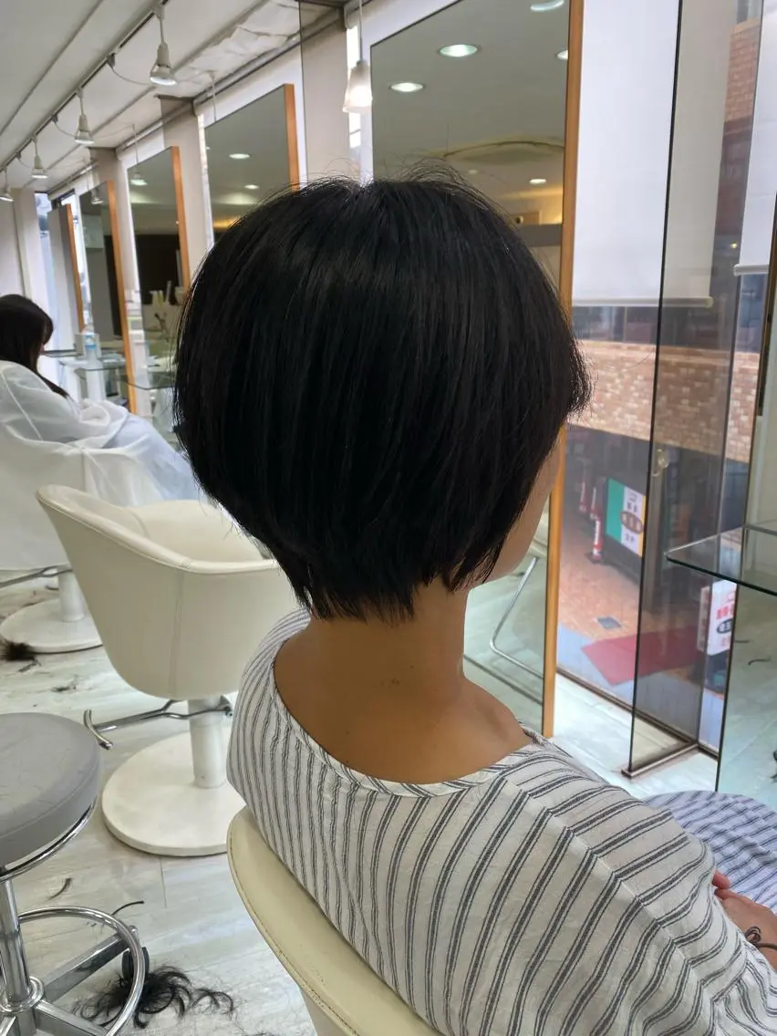 ショート ショートヘア 鬼澤 なお子のヘアスタイル