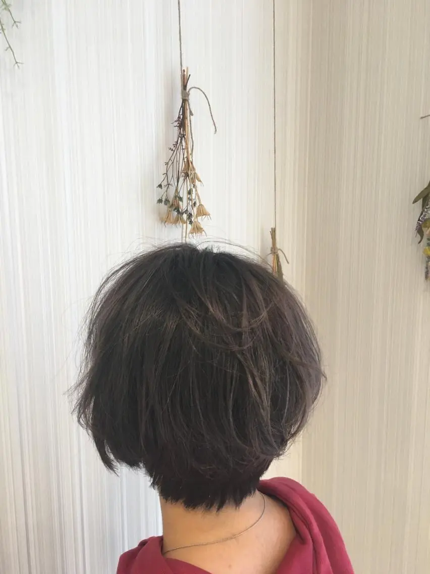 ショート カラー グレージュ 外国人風カラー ショートヘア ヘアカラー トリートメント ハイトーン/ブリーチ 山崎　悠次のヘアスタイル