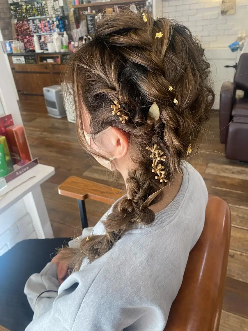 ロング 井手口 沙樹のヘアスタイル