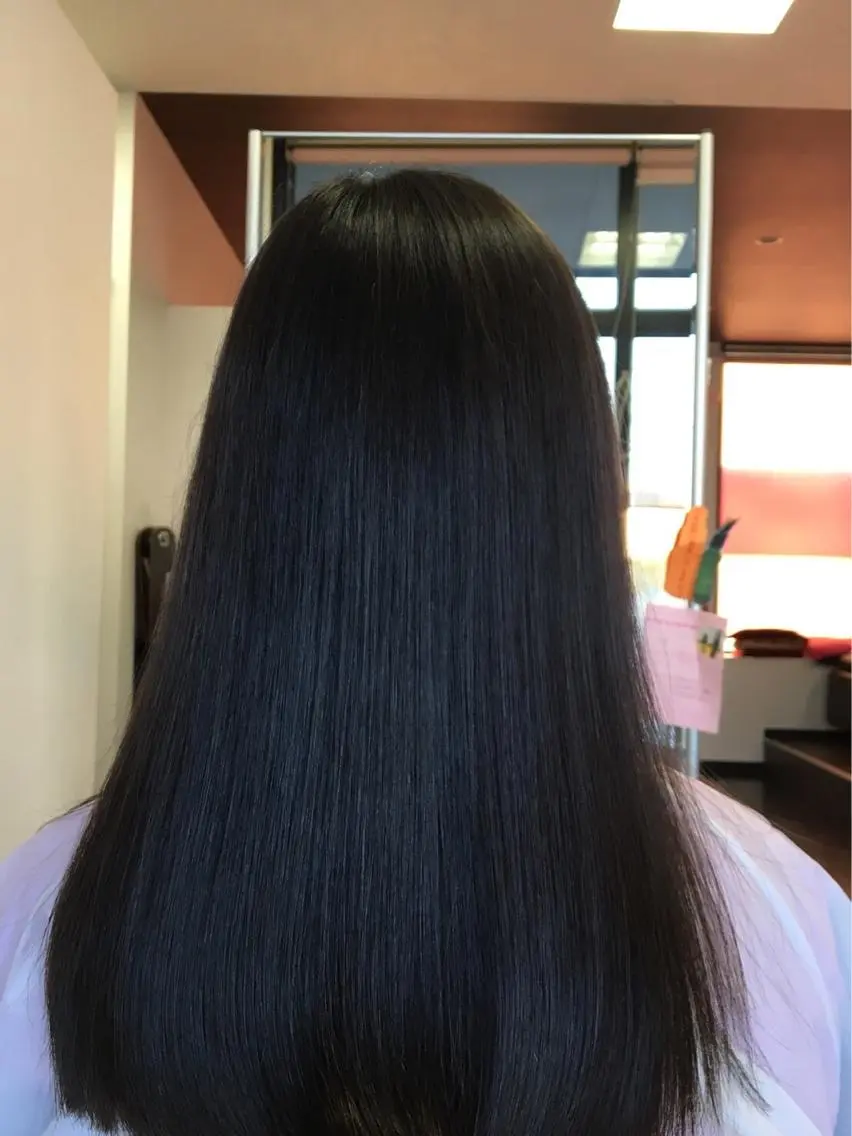 ロング 縮毛矯正 野澤 朱里のヘアスタイル