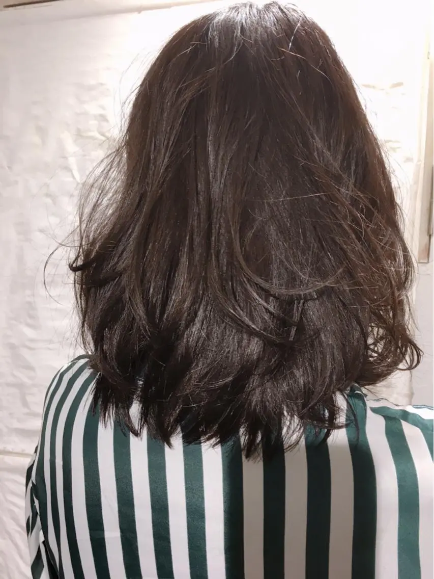 ミディアム カラー パーマ カット ヘアカラー 畠山 雄大のヘアスタイル