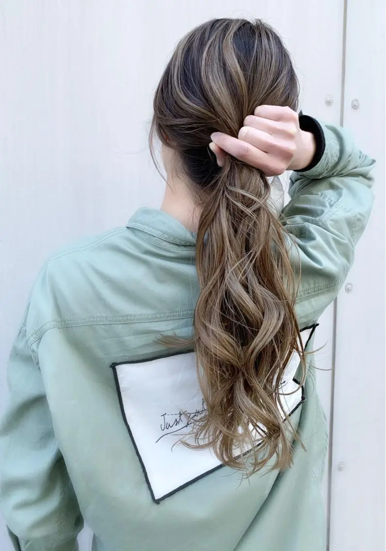 ロング レイヤーカット 🤍デザインカラー 特化🤍HIROのヘアスタイル