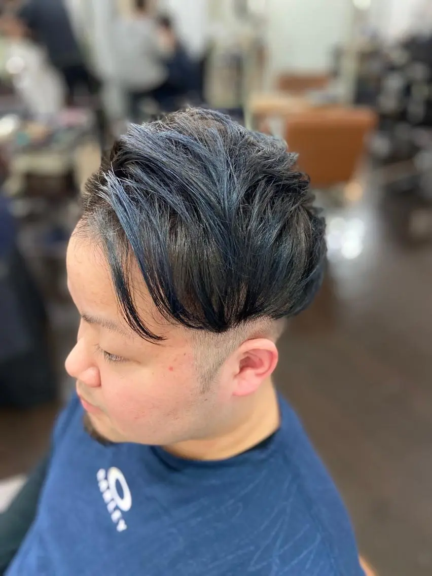 カラー メンズ メンズメッシュ ブルーカラー ブルージュ メッシュ 久木原 ゆりのヘアスタイル