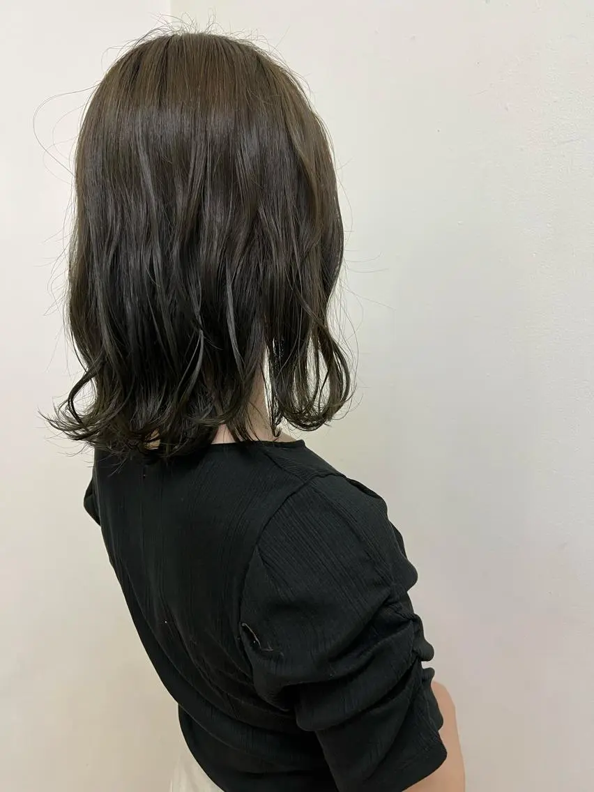 ミディアム カラー 🌻透明感カラー🌻 阿井希良梨のヘアスタイル