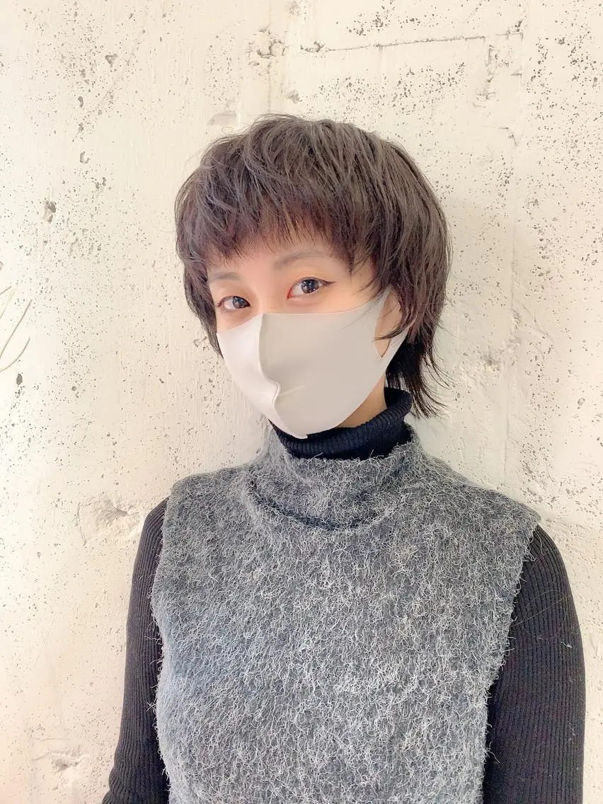 ショート カラー 透明感ハイトーン🦄 キラ🌈のヘアスタイル