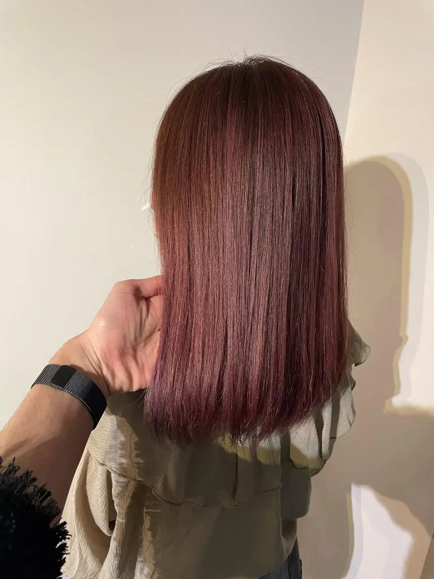 セミロング カラー ヘアアレンジ セミロングパーマ アクアカラー ダブルカラー グラデーションカラー ハイライトカラー トリートメント Luana / 公式 / 大通のヘアスタイル