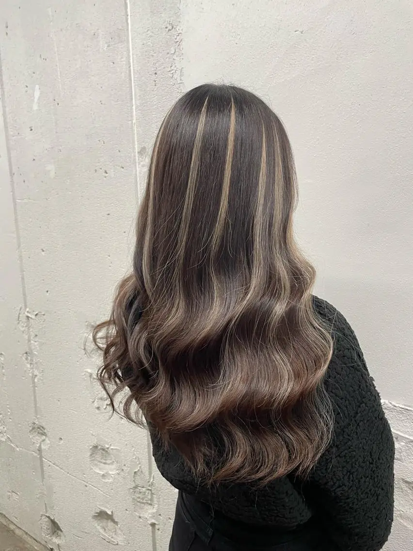 ロング カラー シールエクステ バレイヤージュ ミストバング ダブルカラー  フェイスフレーミング ヘアカラー エクステ 🧡艶髪/エクステ 🫧🧡YUKI❄️のヘアスタイル