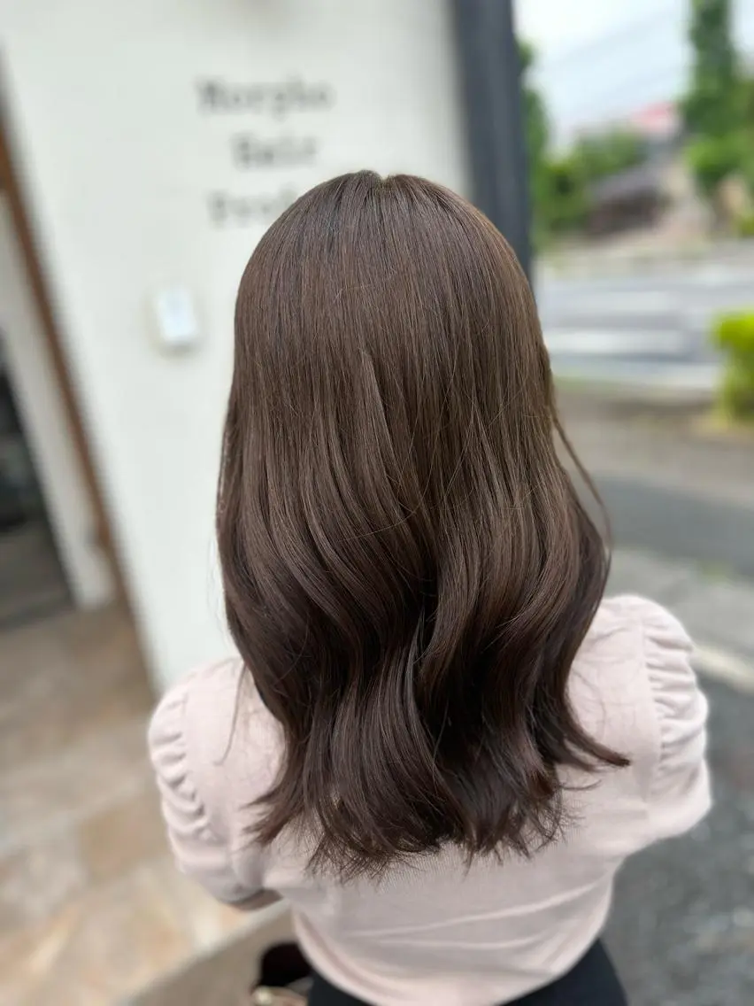 ロング カラー ブリーチ ブリーチなしカラー 井上 花音のヘアスタイル