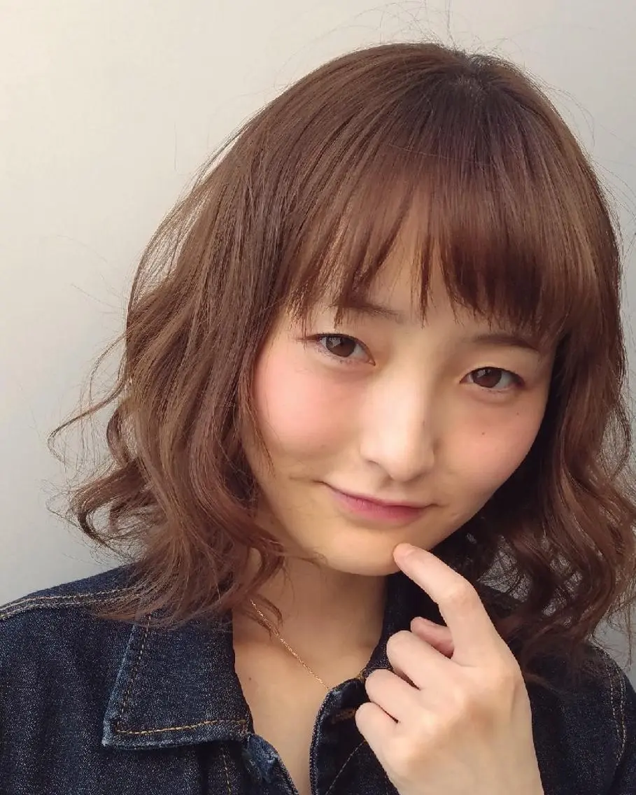 ミディアム パーマ カラー ブリーチ・ハイトーン 特化🎉内山のヘアスタイル