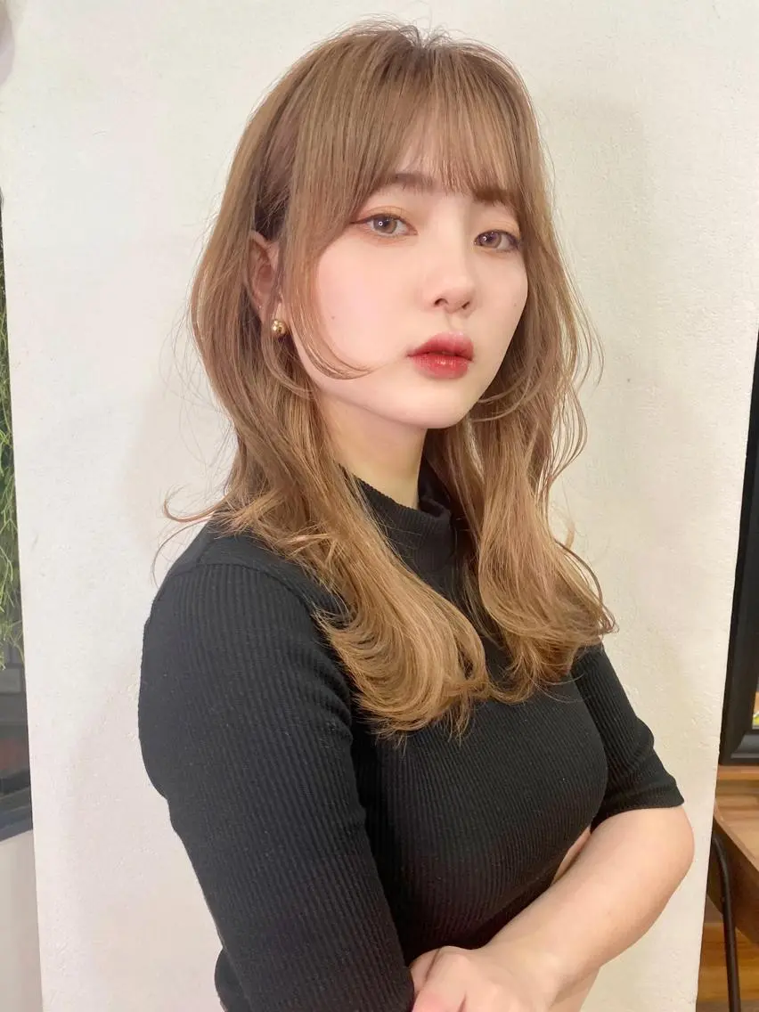 ミディアム カラー 似合わせレイヤー 🇰🇷荒木洋文のヘアスタイル