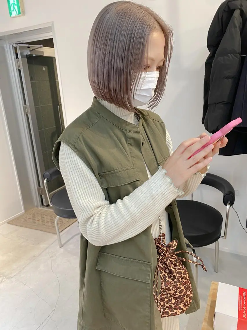 ショート カラー ブリーチ グレージュ fit stand /HIIRAGIのヘアスタイル