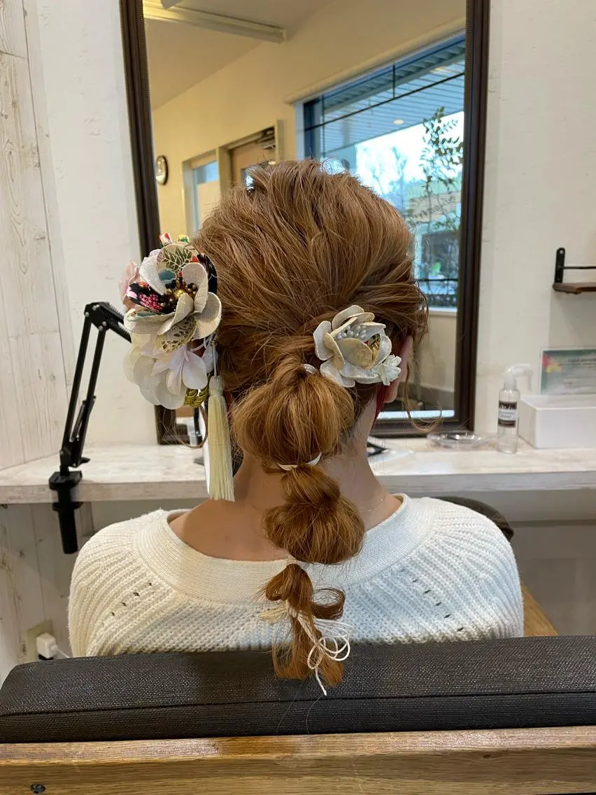 ミディアム 卒業式のヘアスタイル 津田 あかねのヘアスタイル