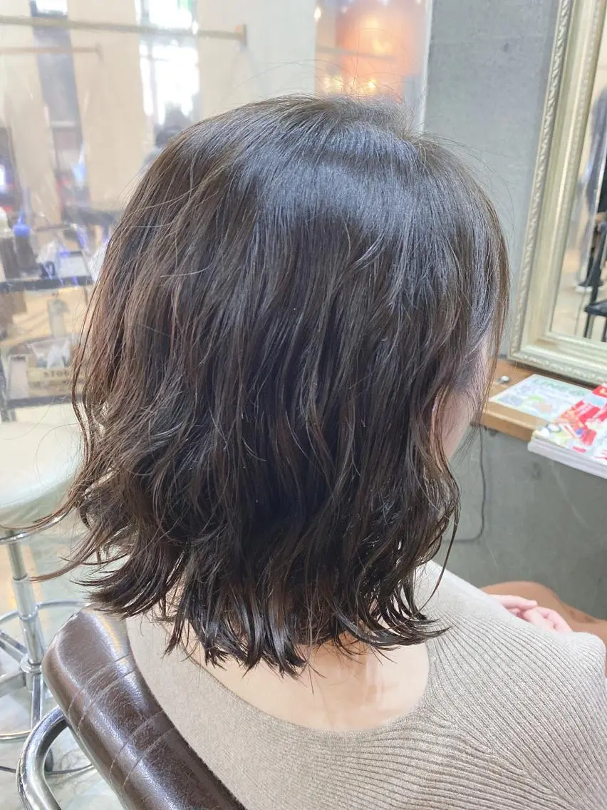 ミディアム パーマ ミディアムパーマ カット パーマ 桜田 修未のヘアスタイル