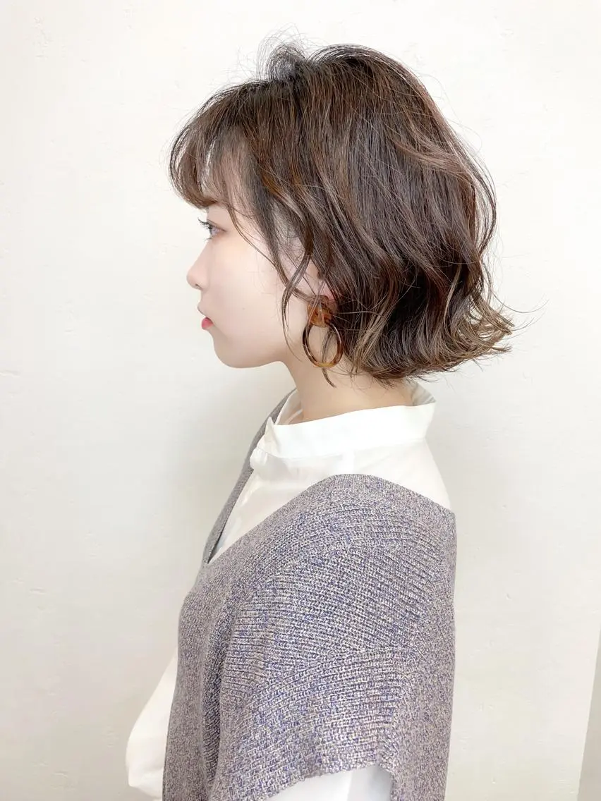 ミディアム カラー Luxbe hakataのヘアスタイル