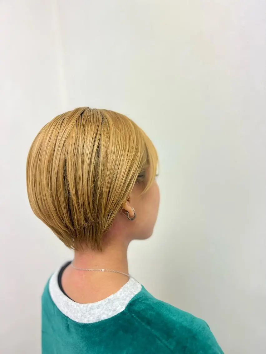 ショート 🌻透明感カラー🌻 阿井希良梨のヘアスタイル