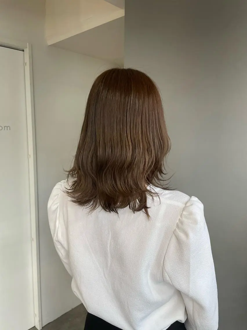 セミロング チョコレートブラウン ヘアカラー ♡透明感/艶カラー/ M a I ♡のヘアスタイル