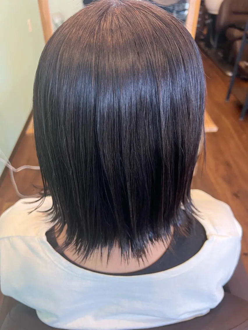 ミディアム 酸性ストレート カット 縮毛矯正 トリートメント 根岸 宏文のヘアスタイル