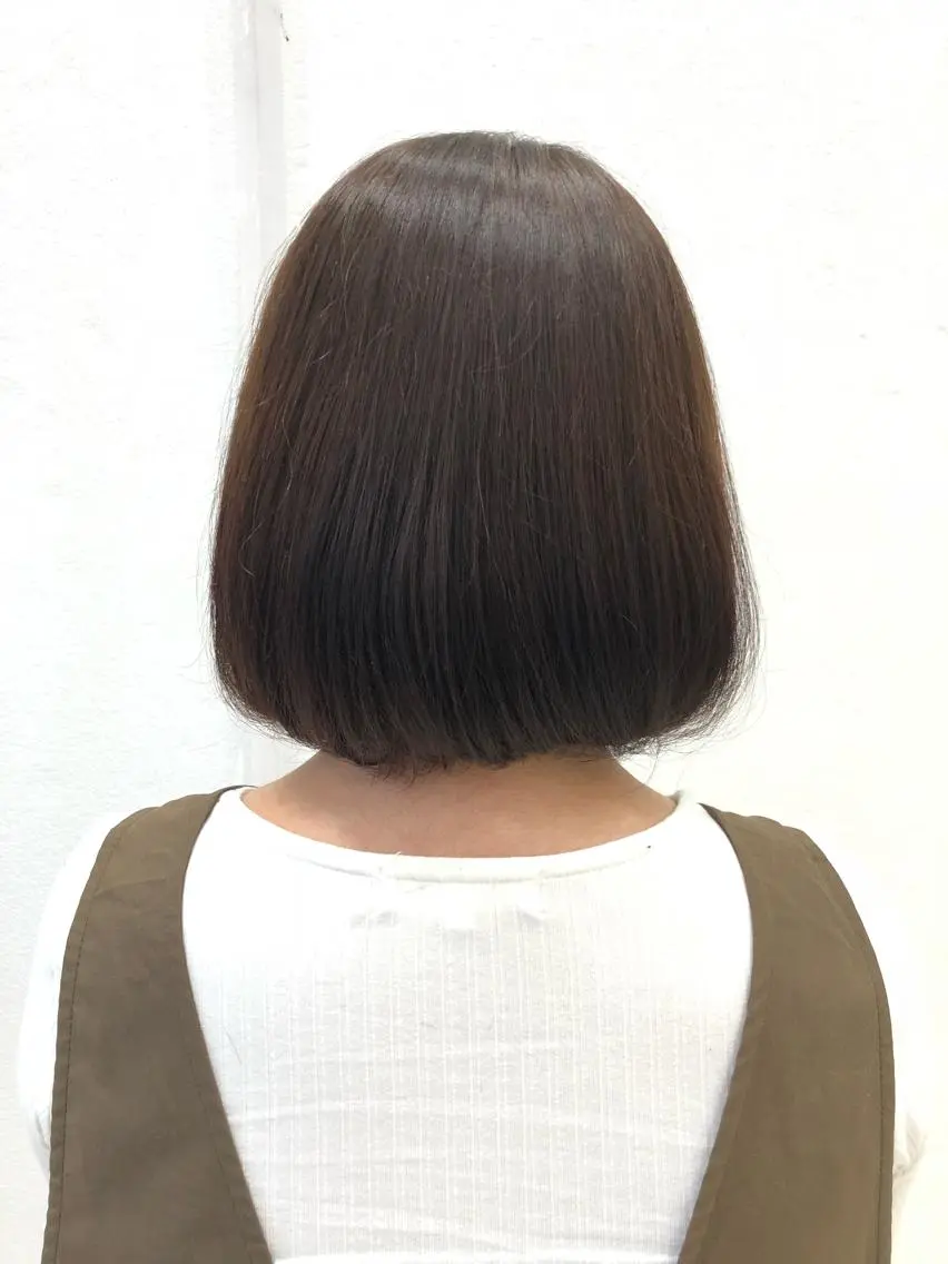 カラー ショート/白髪ぼかし 君和田若菜のヘアスタイル