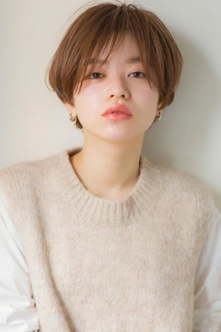 ショート カラー ARIETTA GINZA 銀座のヘアスタイル
