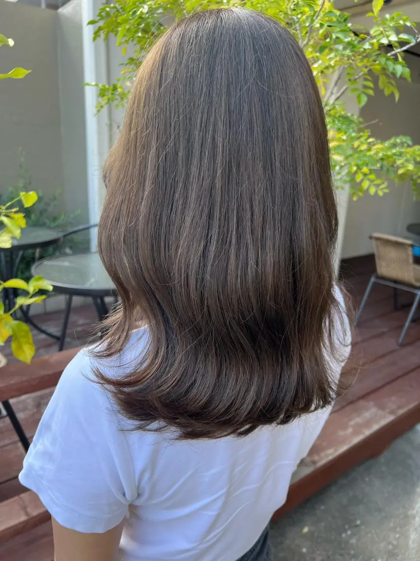 ミディアム カラー コバヤシ タイジュのヘアスタイル