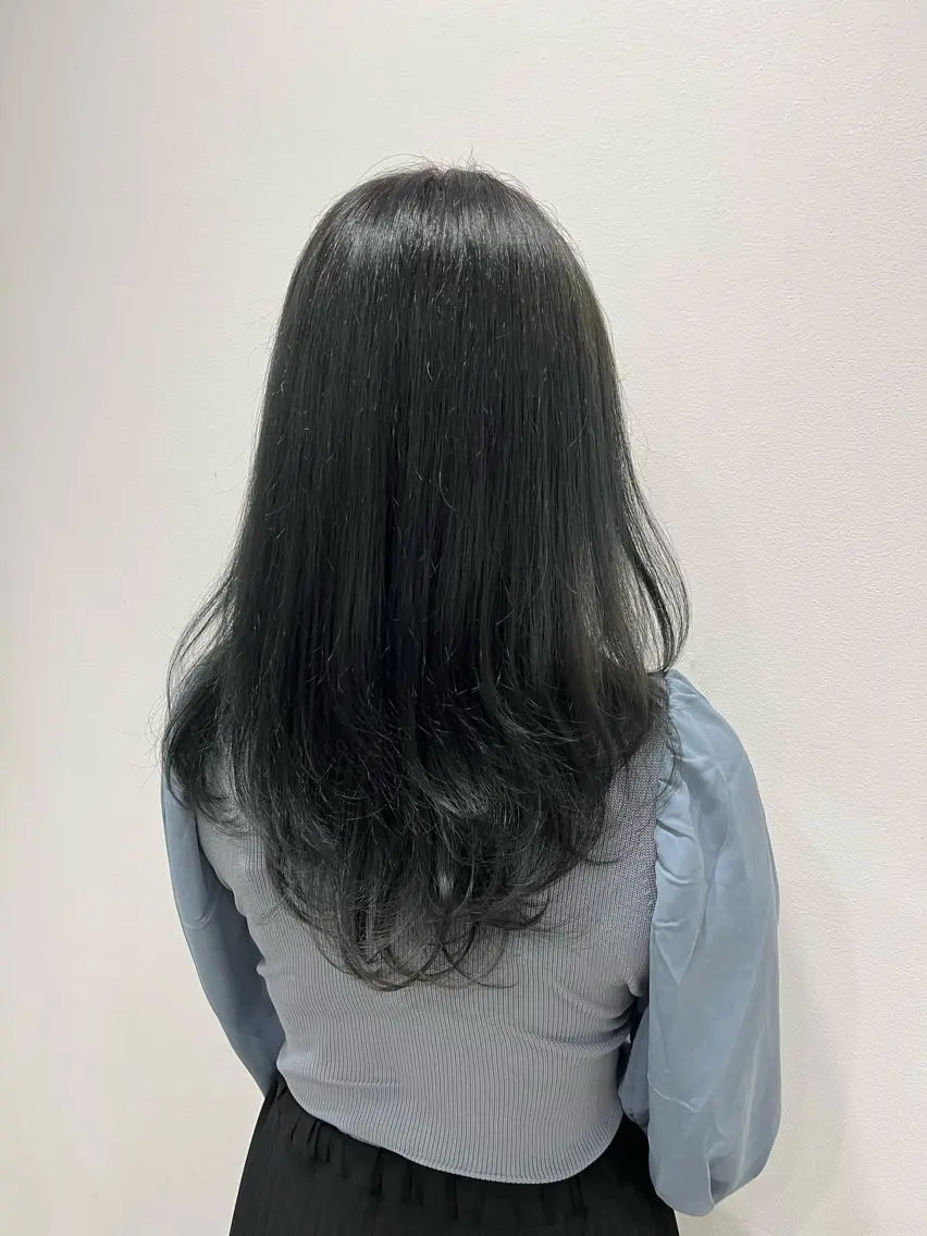 ロング カラー ブリーチ ヘアカラー トリートメント ピンクカラー🎀 米津 美佑のヘアスタイル
